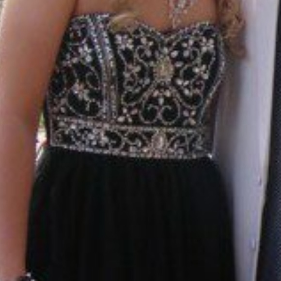 Prom Dress - Picture 2 of 2